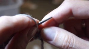 Узор вместо резинки (спицы)