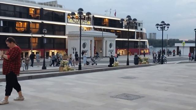 Северный речной вокзал — один из двух речных вокзалов Москвы, ранее Химкинский речной вокзал. смотреть онлайн