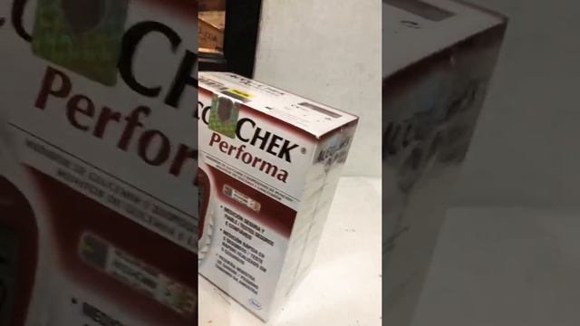 Accu Chek Glucómetro Performa Kit смотреть онлайн