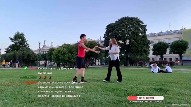 Танцуем вальс с прекрасной девушкой в центре Санкт-Петербурга || август 2023 смотреть онлайн