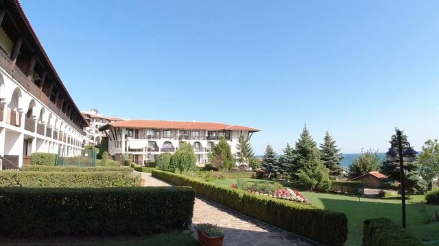 ?? Walking in SVETI VLAS - Sunny Beach rival, Bulgaria - 4K Ultra HD 60fps смотреть онлайн