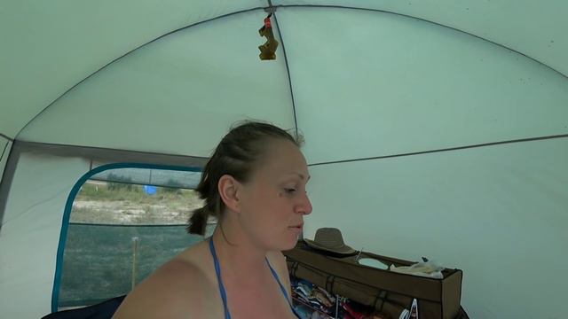 Выживание на берегу Моря. Железный Порт 2020 отдых в палатках! Как прошел мой день. смотреть онлайн