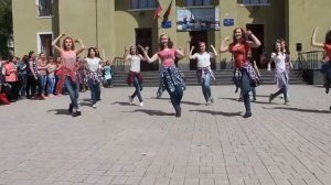 Зажигательный флешмоб