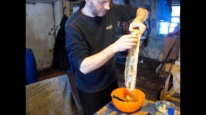 снятие с рамки сотового мёда