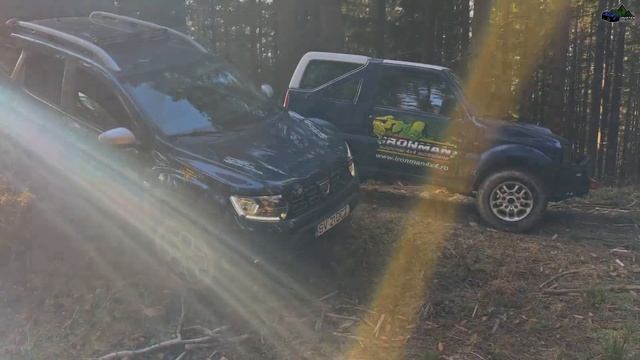Duster 4x4 vs Suzuki Jimny Forest Offroad 2024 смотреть онлайн