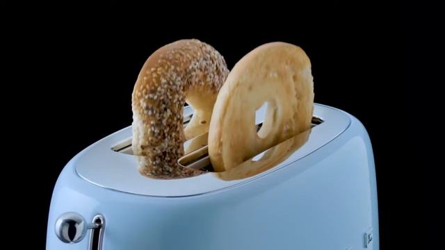 מצנם קופץ בעיצוב רטרו מסדרת מוצרי הבוטיק של סמג смотреть онлайн