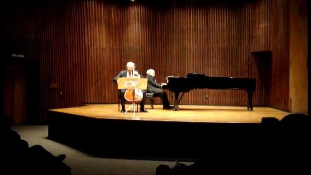 Carlos Prieto interpreta CREDO de Alexis Aranda смотреть онлайн