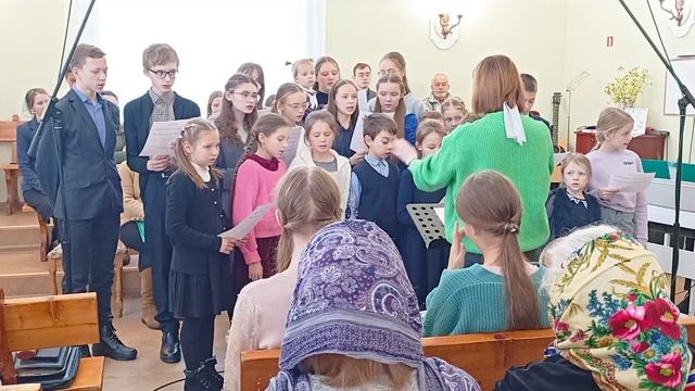 Мы от сердца благодарны Богу- детский христианский псалом смотреть онлайн