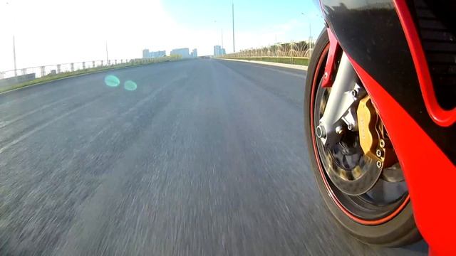 Вилли на мотоцикле Honda CBR600RR Попытка №2 смотреть онлайн