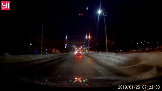 образец ночной записи видеорегистратора Xiaomi Yi Smart Dash Cam (1920х1080 60P) смотреть онлайн