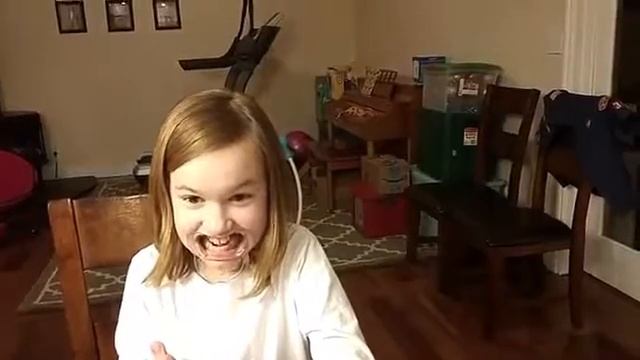 Watch Ya Mouth Extreme Mouthguard Challenge - Gross Food Game For Family Night смотреть онлайн