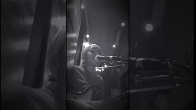 John Mayer - New Light cover смотреть онлайн