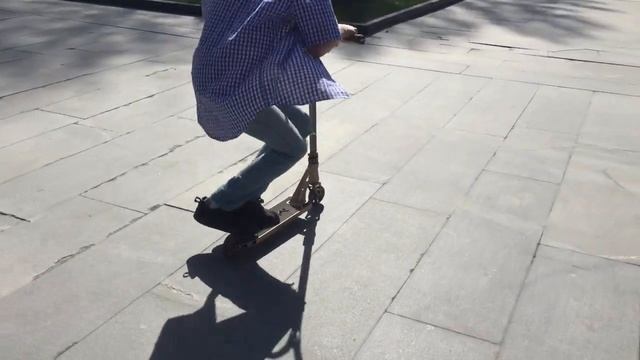 ПОЛИЦИЯ В СКЕЙТ-ПАРКЕ / СТРИТ ПРОГРЕСС / УЧУ ТРЮКАМ смотреть онлайн