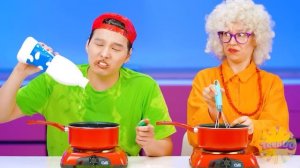 Кулинарный Челлендж: Я против Бабушки | Кухонные гаджеты и Лайфхаки для родителей от TeenDO