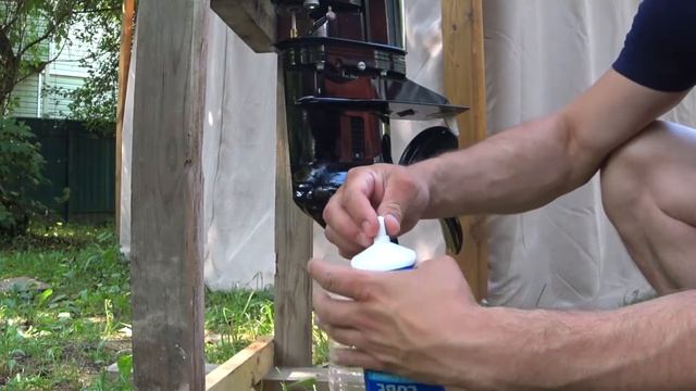 Замена масла в редукторе Mercury 9 9 смотреть онлайн