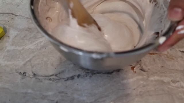 DIY GIANT MARS BAR!! смотреть онлайн