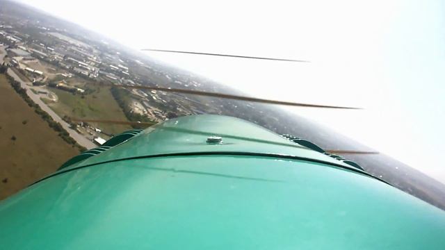 Запуск большой модели самолета ЯК 54 на АИ95 смотреть онлайн