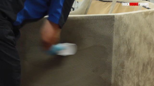 CLEANING UPHOLSTERY - HOW TO CLEAN A SOFA // TRUCK MOUNT FORUM смотреть онлайн