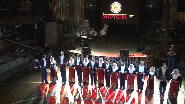 Ансамбль "Зартонк" - Կարնո պարերի շարան/Karno pareri sharan смотреть онлайн
