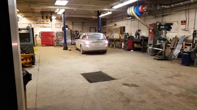 Volvo V50 with 3" Catless Downpipe and Muffler Delete смотреть онлайн