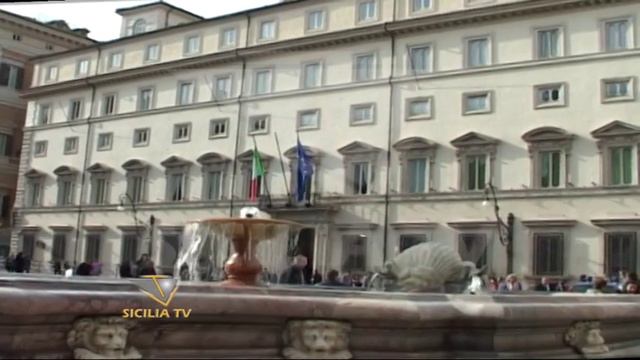 www.siciliatv.org - Ai figli anche il cognome della madre. Sì dalla Consulta смотреть онлайн