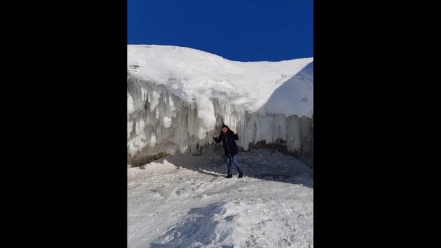 Активный отдых на ледяном Байкале. Baikal on an all-terrain vehicle. смотреть онлайн