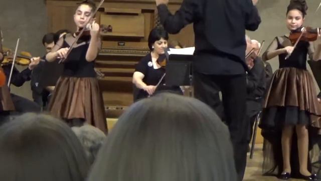 A.Vivaldi koncert h_moll Hovhannisyan Inga,Serine,Eva,Sara смотреть онлайн