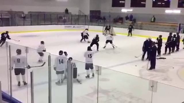 Small Area Game: Breakout/Forecheck Modified Regroup Game - Select 17 Camp смотреть онлайн