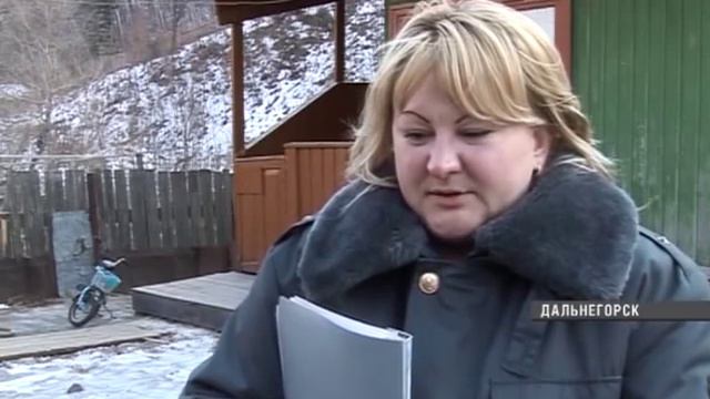 Пьяные родители оставляют ребенка без еды смотреть онлайн