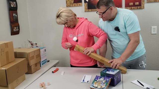 Баттл Загадочных Посылок - 14 Посылок по 6$. Не Пропустите Мега  Баттл Между Мужем  и  Женой.