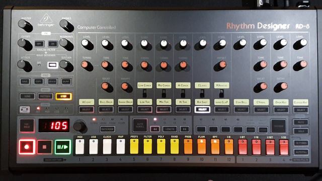 Behringer RD-8 Classic Analog Drum Machine смотреть онлайн