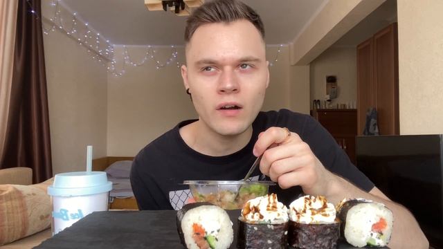 Мукбанг Поке боул с курицей/ роллы/ пьяные выходные/ Mukbang Sushi смотреть онлайн