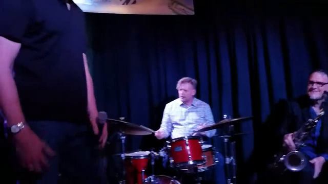 Steve Maddock - There Is No Greater Love @ Frankie's Jazz Club's Late Night Jam (June 26, 2018) смотреть онлайн