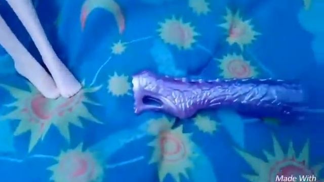 На даче. Игры на одеяле смотреть онлайн
