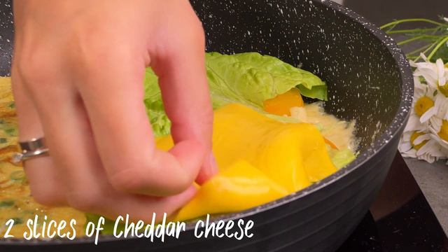 Ein einfaches Frühstück in 5 Minuten! Unglaublich leckeres und gesundes Tortilla-Frühstücksrezept! смотреть онлайн