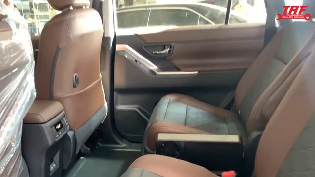 TOYOTA INNOVA CROSS ĐÃ VỀ ĐẾN ĐẠI LÝ - CÙNG EM NHÂN XEM XE смотреть онлайн