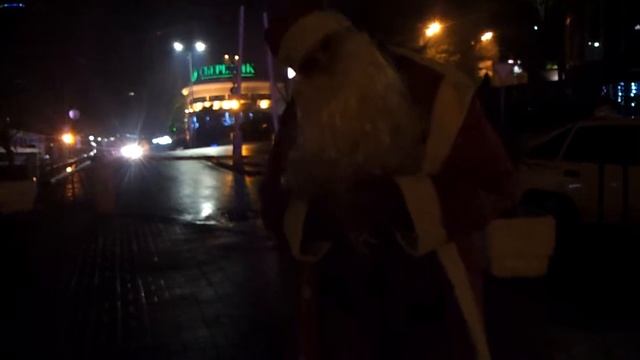 Стойкий Дедушка Мороз - новый год 2015 смотреть онлайн