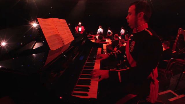 Shine | Take That | The Bands of HM Royal Marines смотреть онлайн