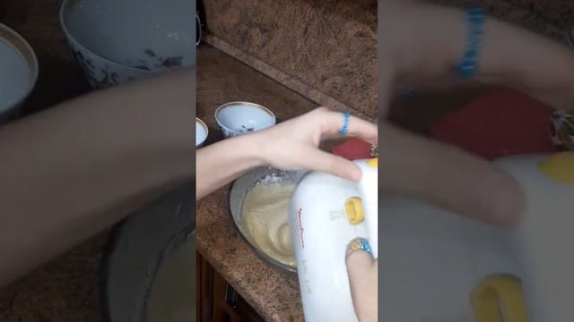 Готовим кексы на молоке ??? смотреть онлайн