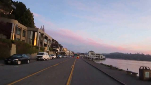 SFR HRR300K W 2017 Golden Gate to Windsor смотреть онлайн