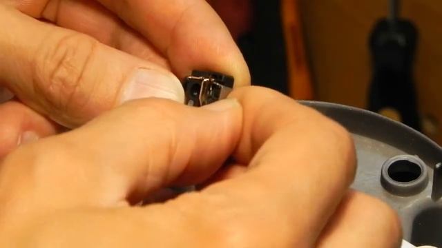 Как разобрать, отремонтировать соковыжималку BioloMix. How to disassemble, repair BioloMix juicer. смотреть онлайн