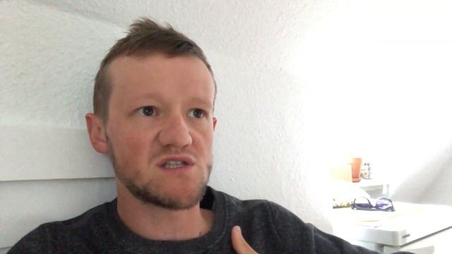 Камикадзе обрёк НЕ ТУ девушку и её семью на преследования смотреть онлайн