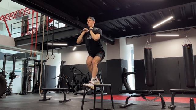 NoDaysOff. Пистолет приседания вместо приседаний со штангой. смотреть онлайн
