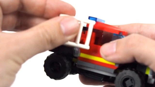 LEGO City 4x4 Fire Truck Rescue Review (2023 Set 60393) смотреть онлайн