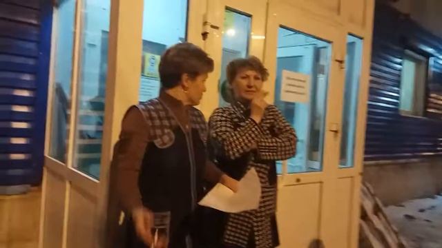 Мурманск ул Кирова 62 продавец нарушает закон смотреть онлайн