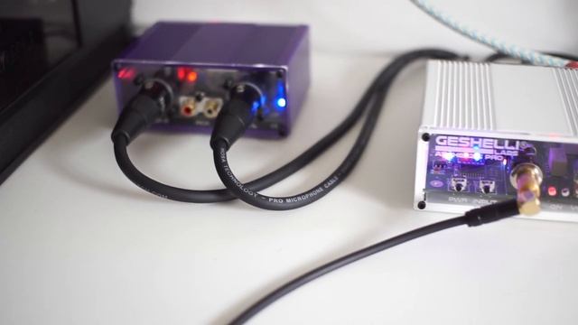 How good is a $9 DAC? - Apple USB C Audio Dongle vs Geshelli Enog 2 Pro смотреть онлайн