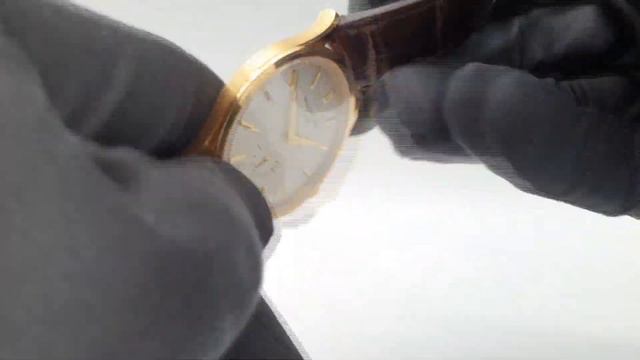 Patek Philippe Calatrava 37 mm 5196J-001 смотреть онлайн