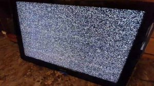 Samsung LE40M87BD перезагружаетсят(цыклично выключается включается)