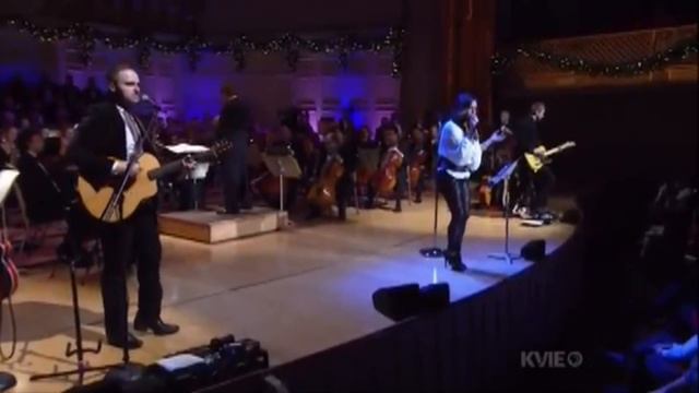 Sara Evans - At Christmas смотреть онлайн
