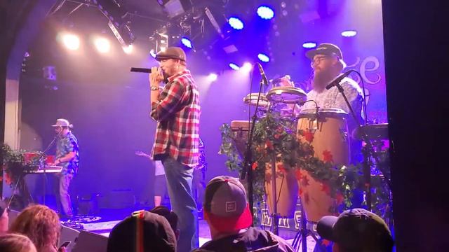 Fortunate Youth- Skankin at Telegram Ballroom смотреть онлайн